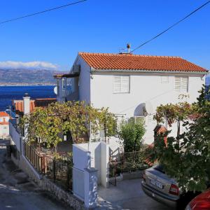 Apartments with parking space Slatine, Ciovo - 2030