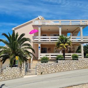 Apartments with parking space Lun, Pag - 4062