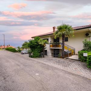 Apartments with a parking space Lovran, Opatija - 7869