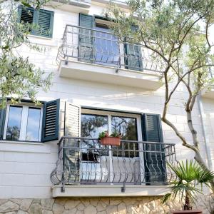 Seaside holiday house Arbanija, Ciovo - 11738