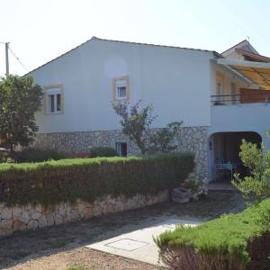 Apartments with a parking space Lun, Pag - 13022