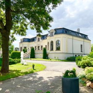 Bernstein Schloss Breitenfeld
