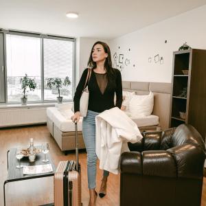 Flora Cozy Apartment by CHORS