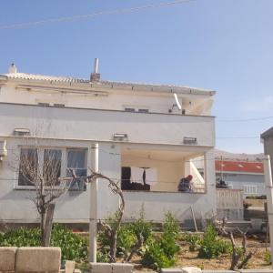 Apartments with parking space Pag - 12649