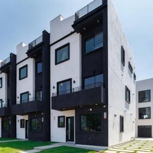 3 Luxury Modern Homes 12 bedrooms & Rooftop Decks