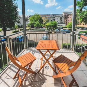 Zentrum, 2R, Balkon, WiFi, 4P, modern, ruhig