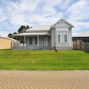 Paperbark Homestead