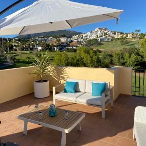 Huge Rooftop Solarium With See View - 3 rooms