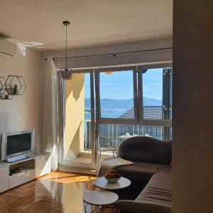 Apartment Lofos