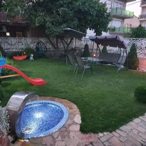 Antonio Apartments