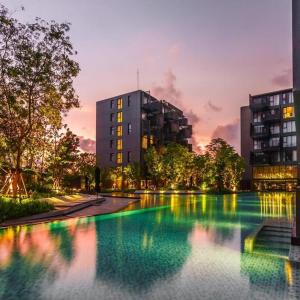 The deck patong 5 Star Apartment 巴东The Deck无边际海景泳池酒店