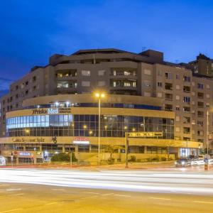 Apartments with WiFi Split - 18088