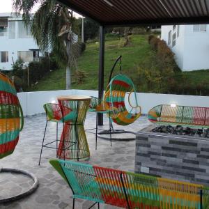Nueva, Moderna casa en Silvania con Jacuzzi