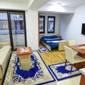 Stevi Apartment