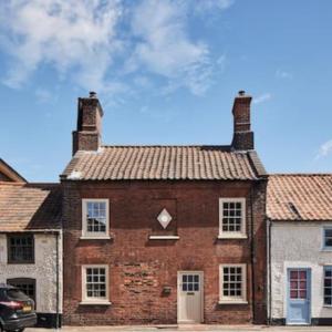 Parva House (Holt)