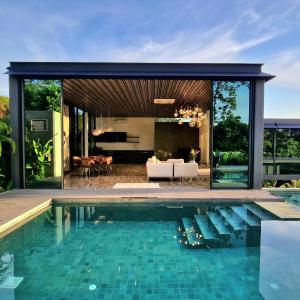 Villa Obsidian, sea view and walk to Choeng Mon beach