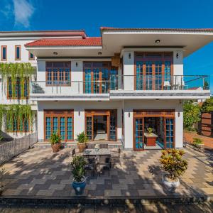Sông River Homestay Hội An
