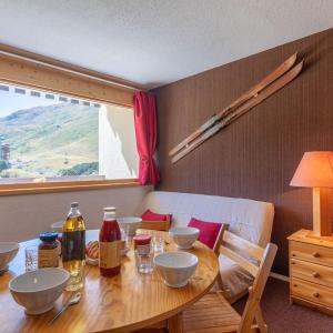 Apartment Asters 1204 batiment B4 by Interhome