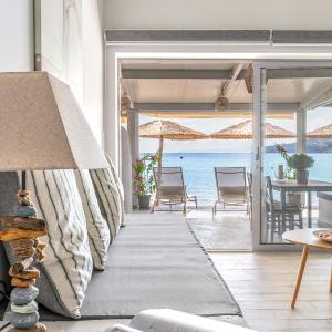 Pallas Seaside 1