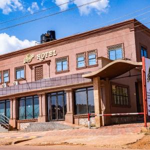 Romeos Hotel