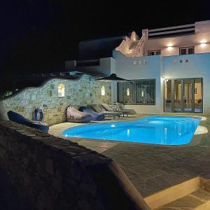 VillaNaxosGR - More than a Naxian beach house