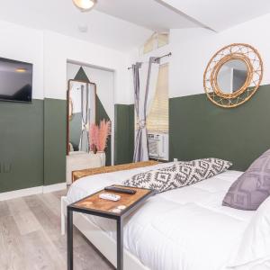 Studio Miami with Backyard - Heart of Downtown and Wynwood