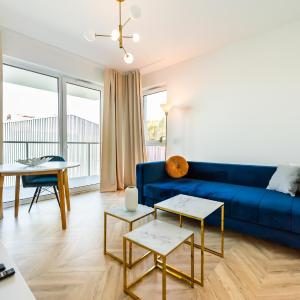 East Side of Warsaw Studio 103 by BookingHost