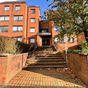 Anniesland Glasgow 1bd Flat - Free Parking