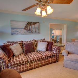 El Matador 111 - Ground floor end unit with easy access to all amenities
