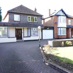 Huge 9 Bed Property Sleeps 17, Near NEC, City Centre, HS2