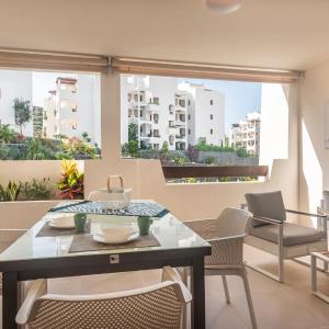 Jardines - Tabor 1 2 POOL VIEW 1B