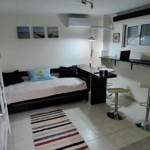 Friends Apartment Syngrou