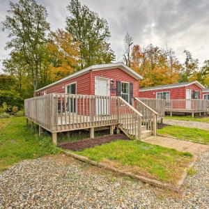Pet-Friendly Cassopolis Escape w/ Lake Access