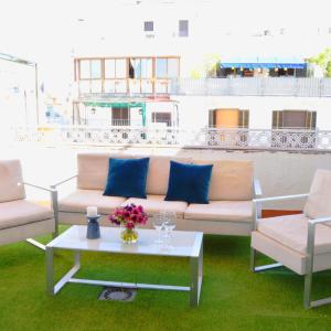 HomeySeville-Penthouse Cathedral Tomas de Ibarra St 6 pax, Parking Optional
