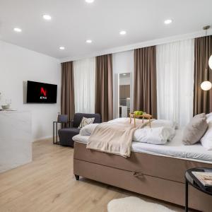 Area2 Center Luxury Apartment