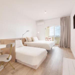 Equador Superior Suites by Olala Homes