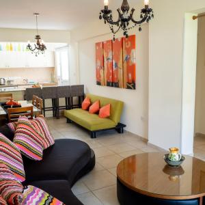 Stylish 2 Bedroom apartment in Pegia