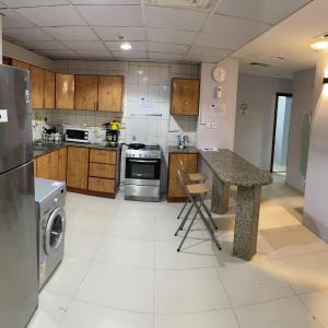 AlBarsha 1 Hostel by PHM