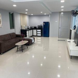 Dalamanda 3Pax Sunway Velocity Balcony CItyView