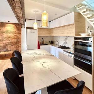 Les Puits Clos : magnifique T2 sous les toits