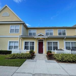 Family Friendly 3BR near Disney September specials