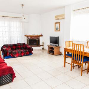 Big Balcony Apartment at Glyfada near metro station