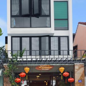 Hoi An Riverlight