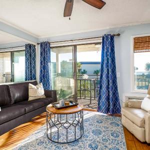 Oceanfront Hilton Head Island Condo w/ Pool!