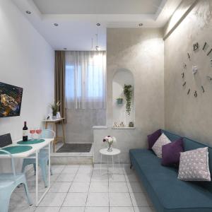 The ACROPOLITAN · Your Home under the Acropolis