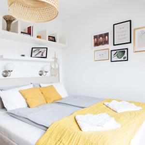 Floral Bliss Apartment