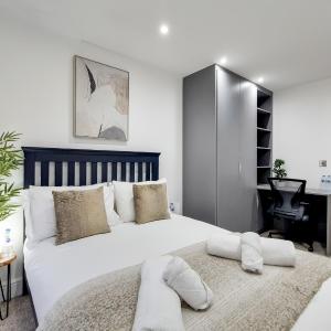 FREE PARKING - Stylish Three Bedroom Apartment by London ExCeL