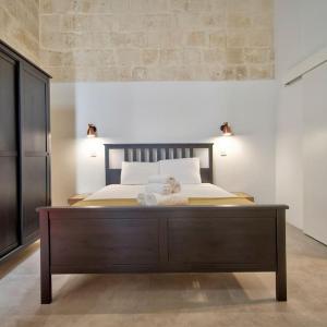 Old Lodge Apartment 3 by Vallettastay