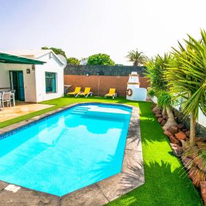 Villa Los Arcos - LH160 By Villas Now Ltd
