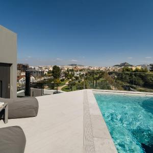 The HostMaster Skyline Pool Oasis Penthouse